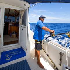 boat-fishing-charter-ariitai-bora-bora